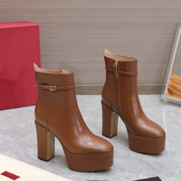 Tan Platform Ankle Boots - Picture 1 of 5